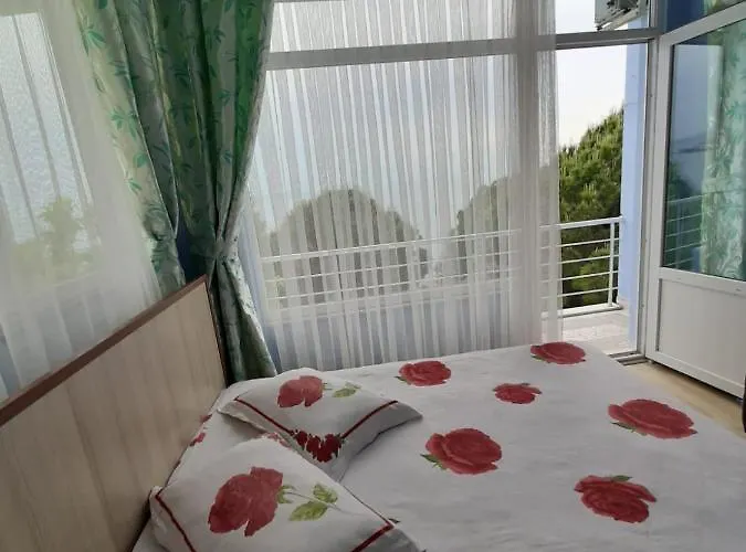 Ener Blue Szálloda *